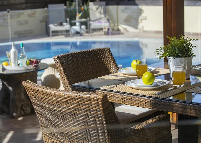 Tropical Villa Ayia Napa