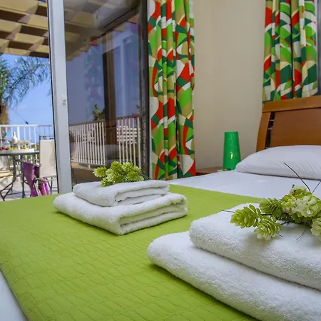 Tropical * Ayia Napa